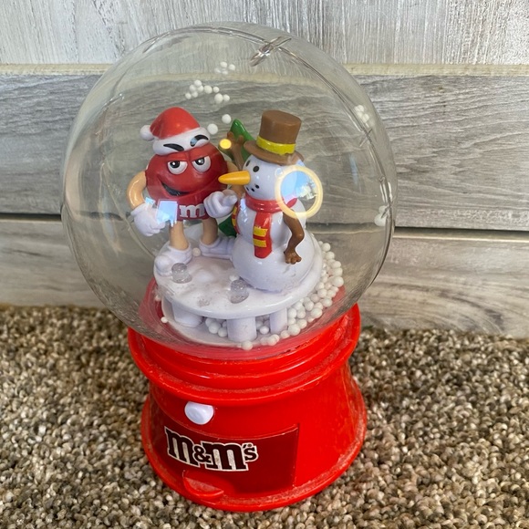 M&M's Musical Lights Snow Globe With Red Character And Frosty Snowman Waterless - Picture 8 of 13